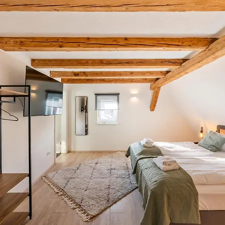 Sali Homes- Penthouse Obersulm