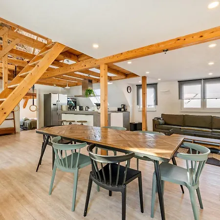 Sali Homes- Penthouse Apartamento